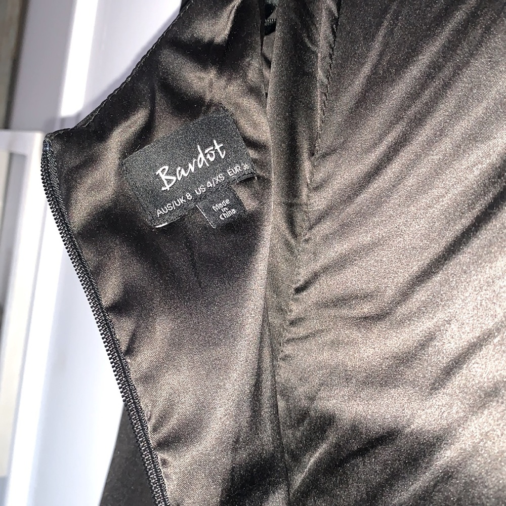 Bardot Rona Ruffle Midi Dress - Picture 6 of 6